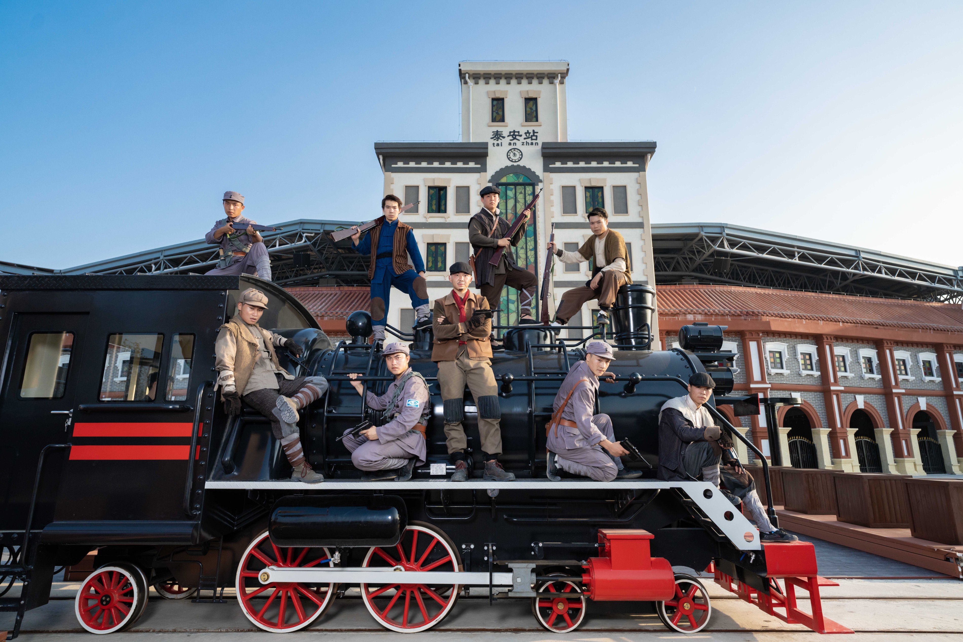 看完電影《鐵道英雄》，還不夠！